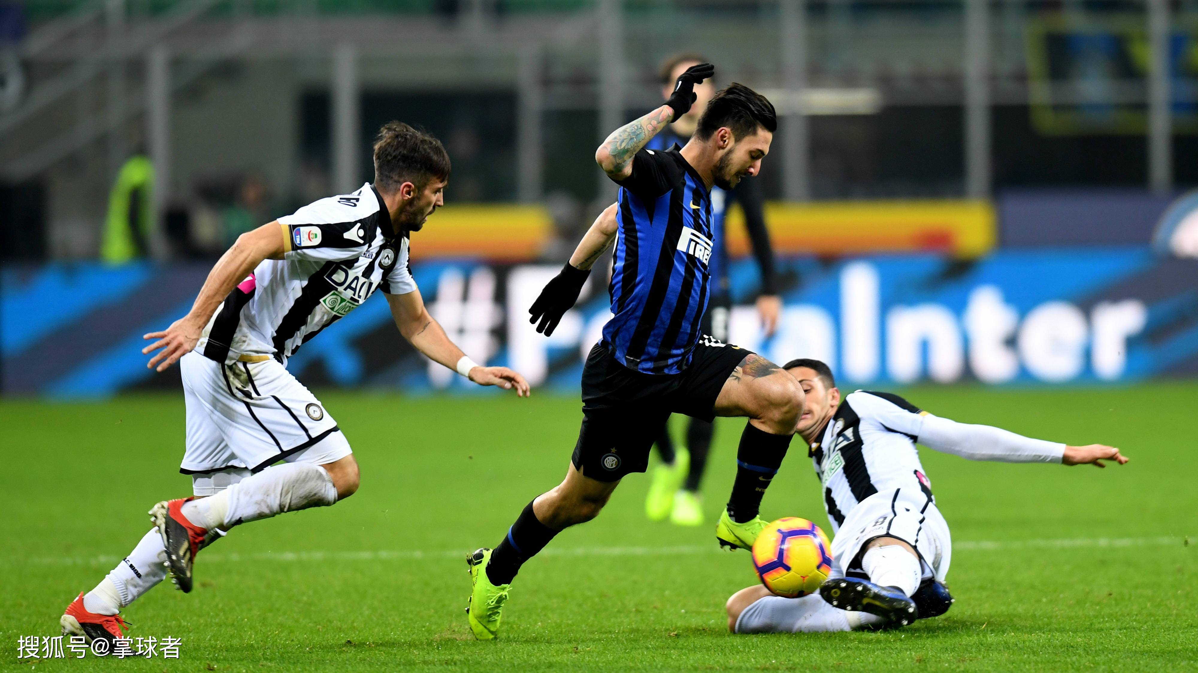 意媒：米兰、国米、尤文看上焦瓦内，维罗纳要价不低于1800万（意媒：米兰、国米与尤文相中焦瓦内，维罗纳标价至少1800万）