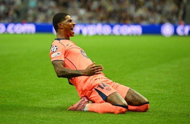 阿森纳3-1完胜拜仁，五档次差距尽显，欧冠小组赛掀翻对手（阿森纳3-1击退拜仁，欧冠小组赛尽显实力差距）