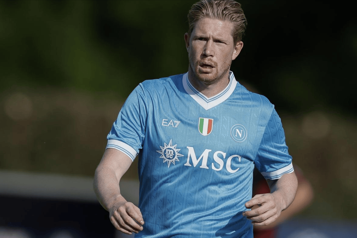 时光荏苒三十二载，感恩你我风雨相伴。同心逐梦共赴...（三十二载光阴如梭，感恩一路同行；同心逐梦，奔赴未来）